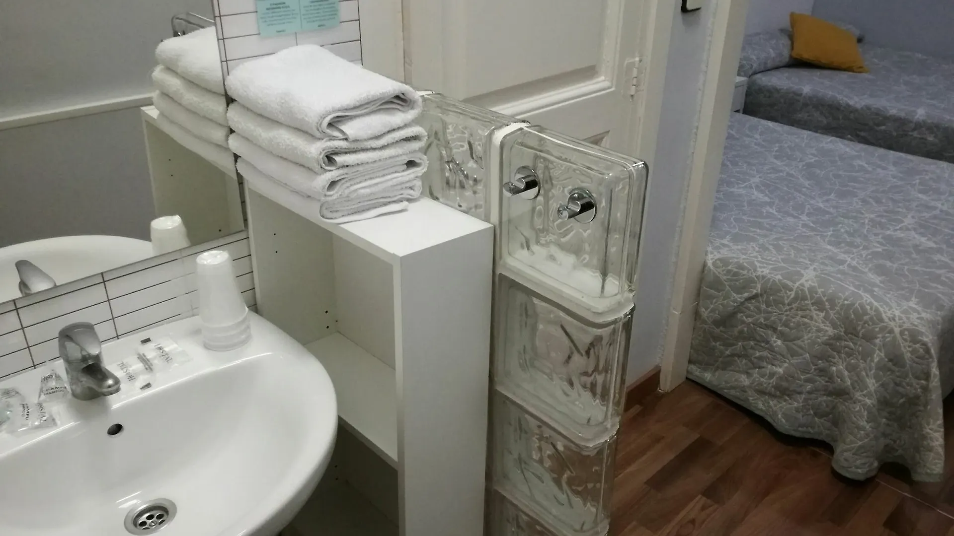 Hostal Lesseps Barcellona