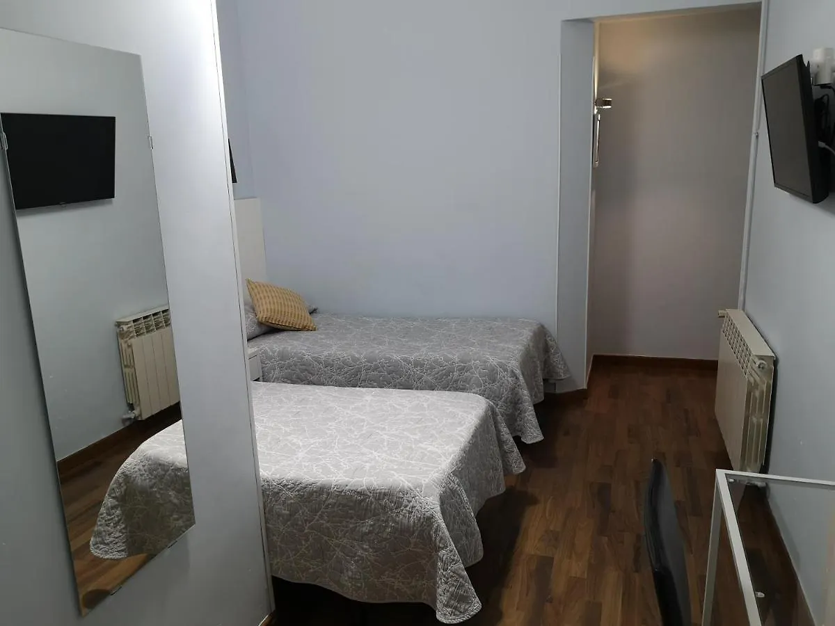 Hostal Lesseps Barcellona Affittacamere