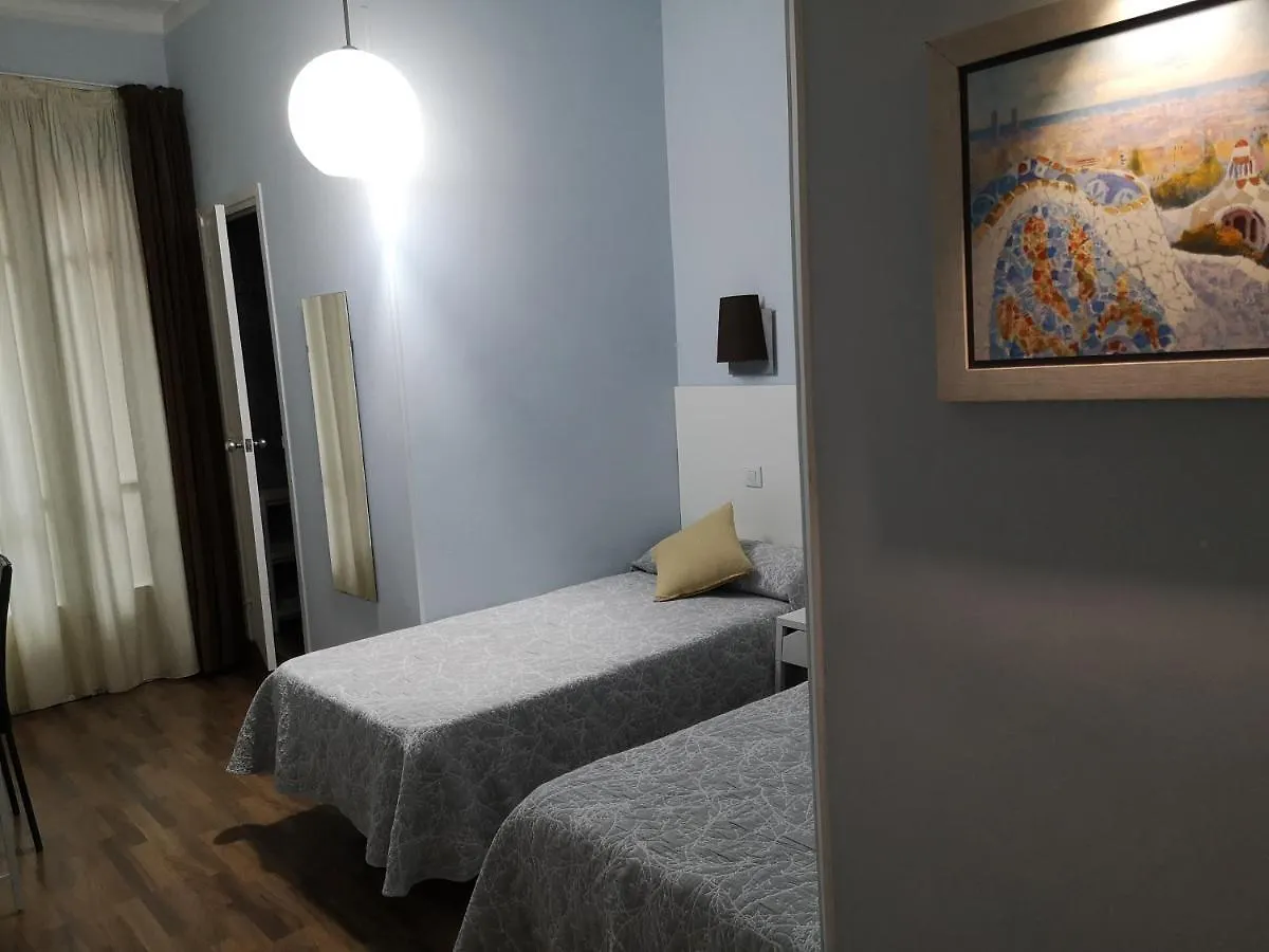 Hostal Lesseps Barcellona 2*,