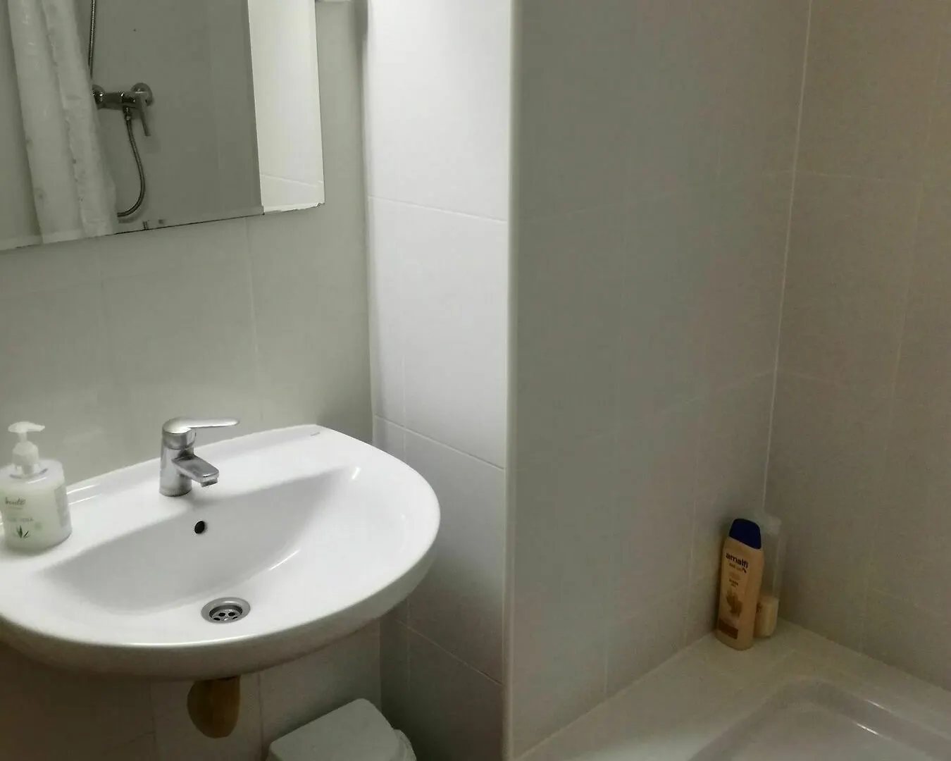 Hostal Lesseps Барселона